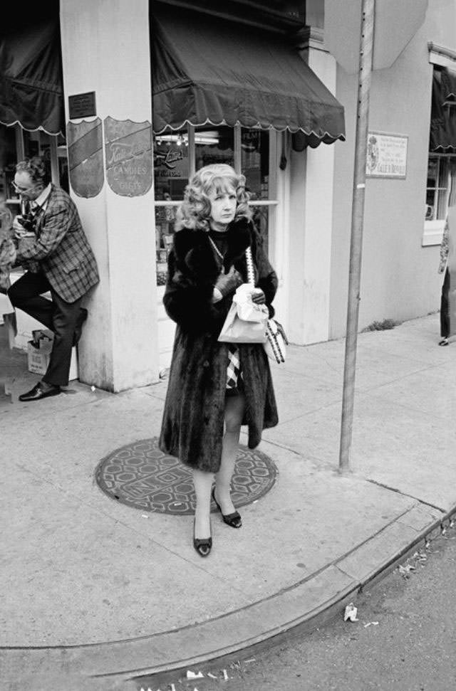 Fabulous Photos of Mardi Gras, New Orleans from the 1970s and 1980s by Bruce Gilden