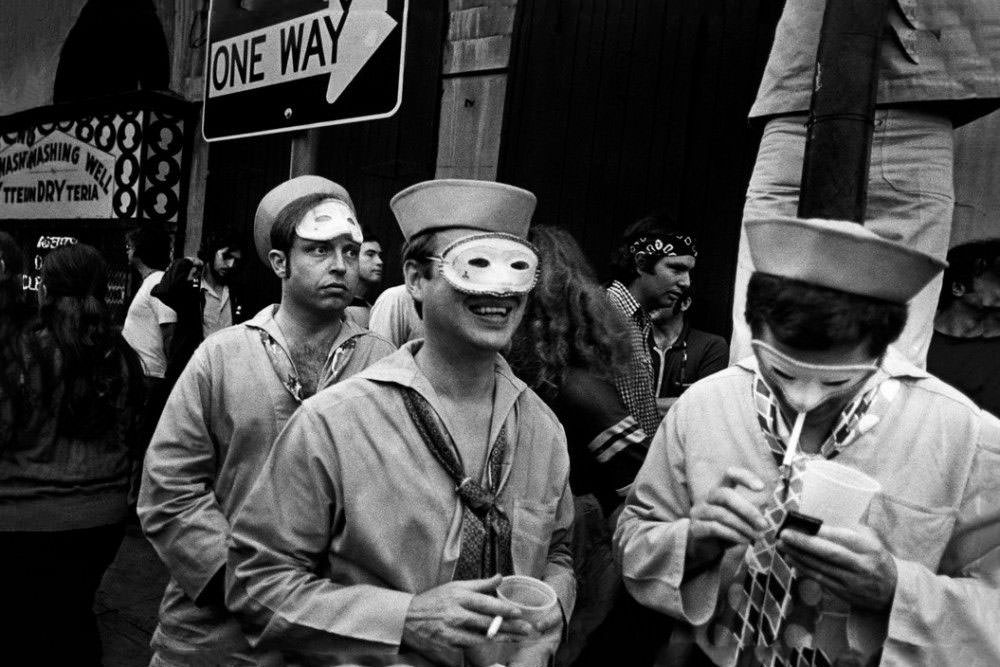 Fabulous Photos of Mardi Gras, New Orleans from the 1970s and 1980s by Bruce Gilden