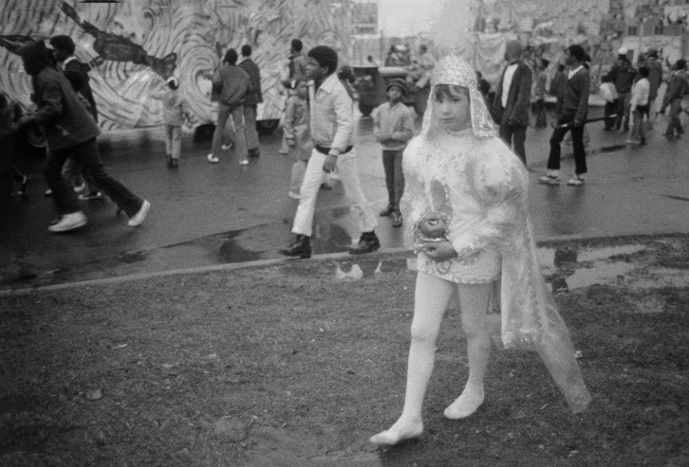 Fabulous Photos of Mardi Gras, New Orleans from the 1970s and 1980s by Bruce Gilden