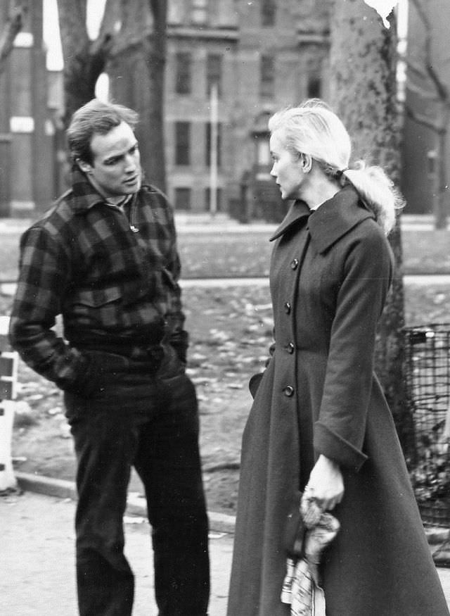 Fabulous Photos of Marlon Brando during the filming of 'On the Waterfront (1954)'