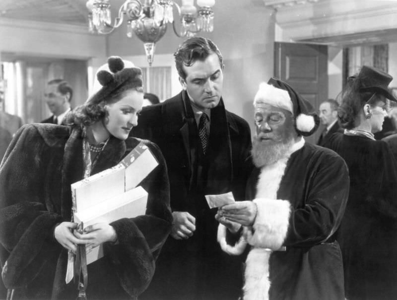 A Holiday Classic: Beautiful Photos from the movie 'Miracle on the 34th Street (1947)'