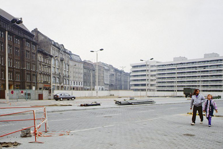 Friedrichstraße, Berlin-Mitte, 1991