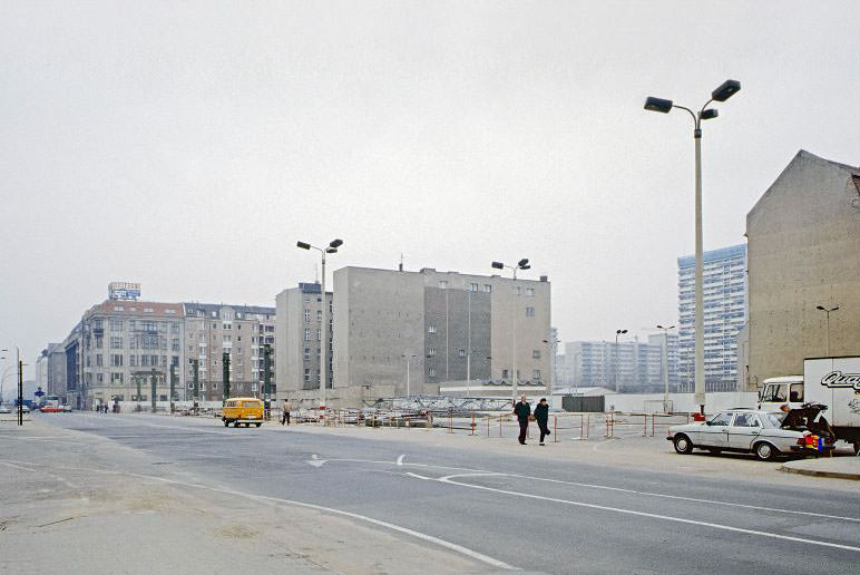 Friedrichstraße, Berlin-Mitte, 1991