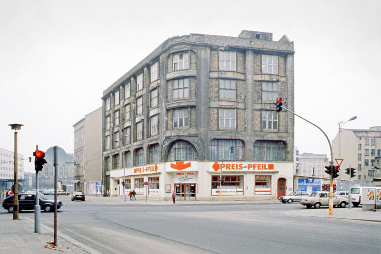 Mauerstraße, Berlin-Mitte, 1991