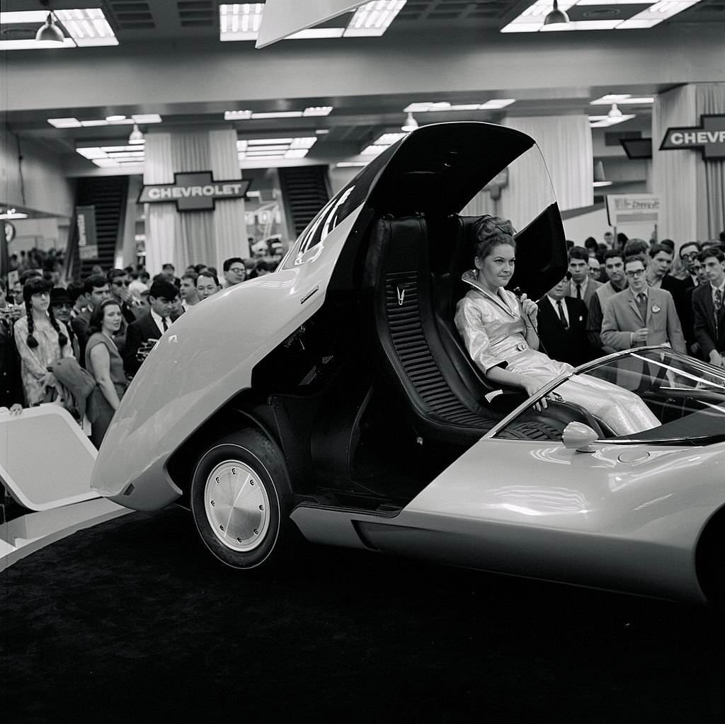 Chevrolet's Astro I, New York Auto Show, 1967