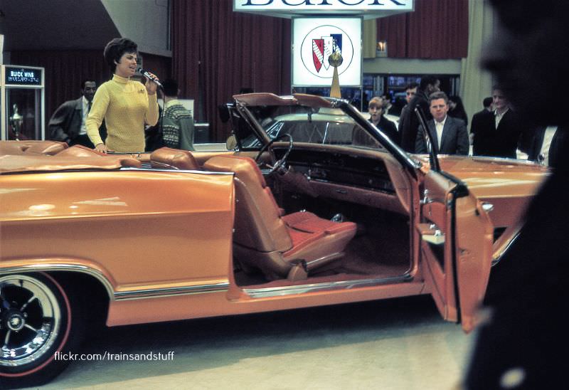 Buick LeSabre Custom Convertible at the New York Auto Show, 1966