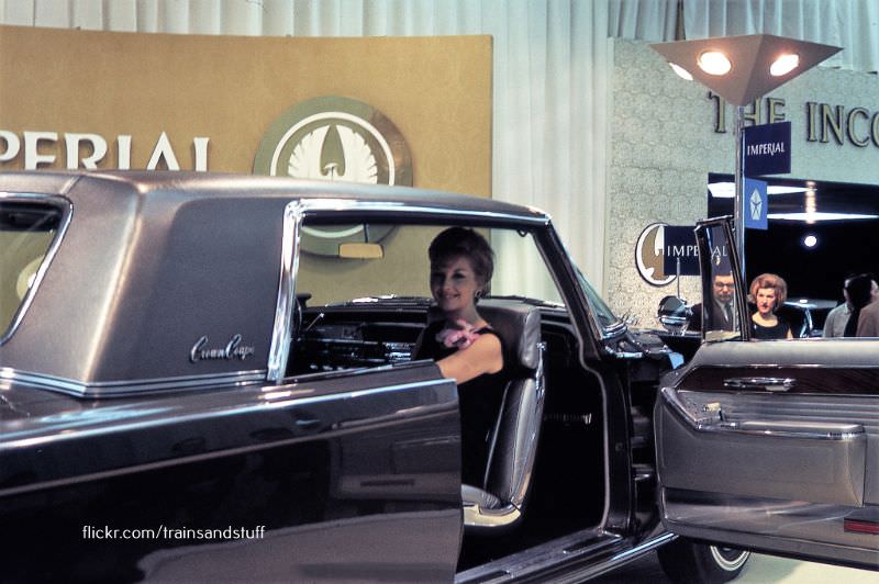 Chrysler Crown Imperial 'Mobile Executive' at the New York Auto Show, 1966