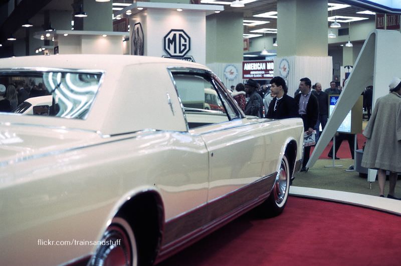 New York Auto Show, 1966