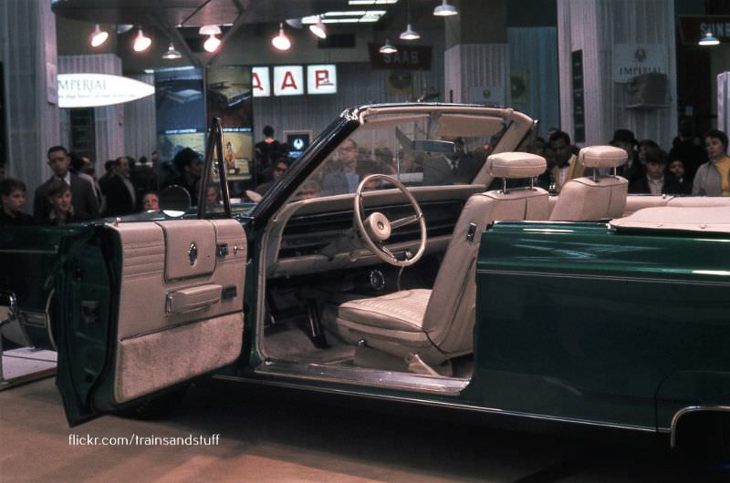 Chrysler 300 Convertible at the New York Auto Show, 1968