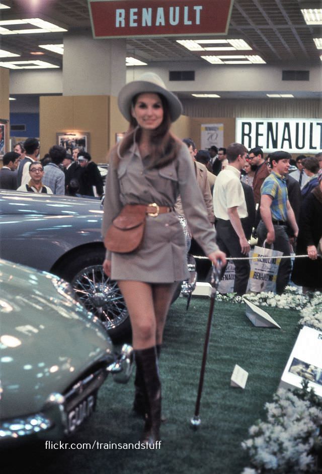 Jaguar stand at the New York Auto Show, 1968