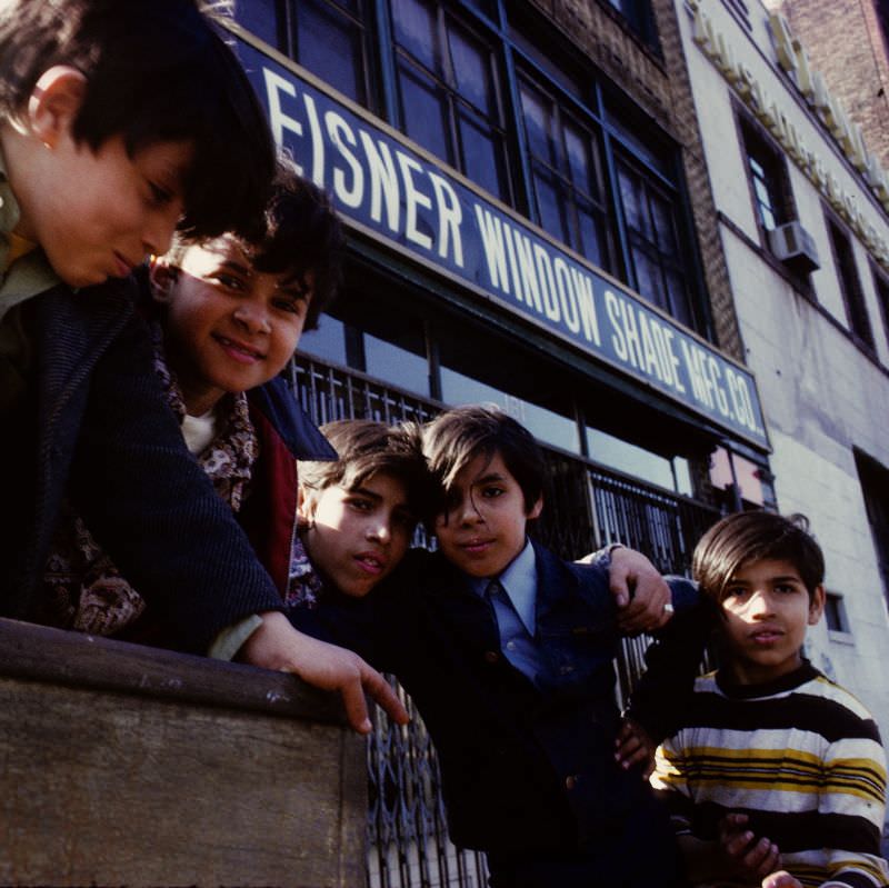 The Street Life of New York City in the 1980s Through the Lens of Steven Siegel