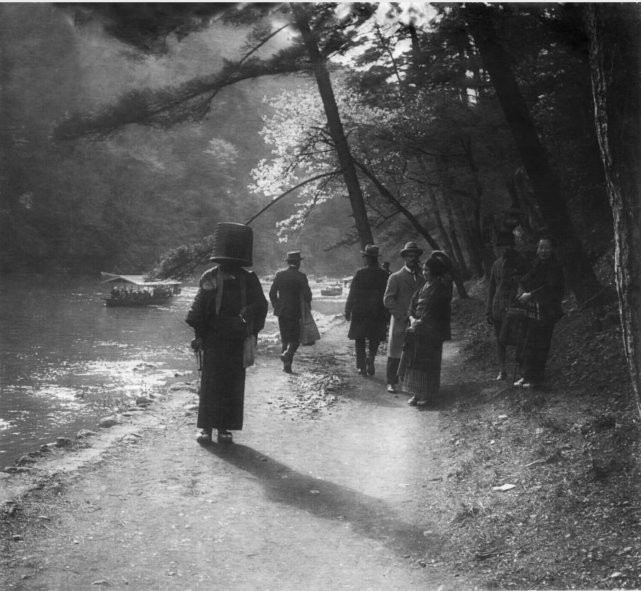 Japanese itinerant Kumosu monk, Shanghai, 1932