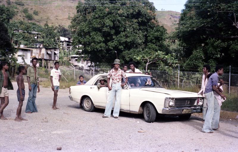 Ford Futura, Konedobu, Port Moresby, 1976