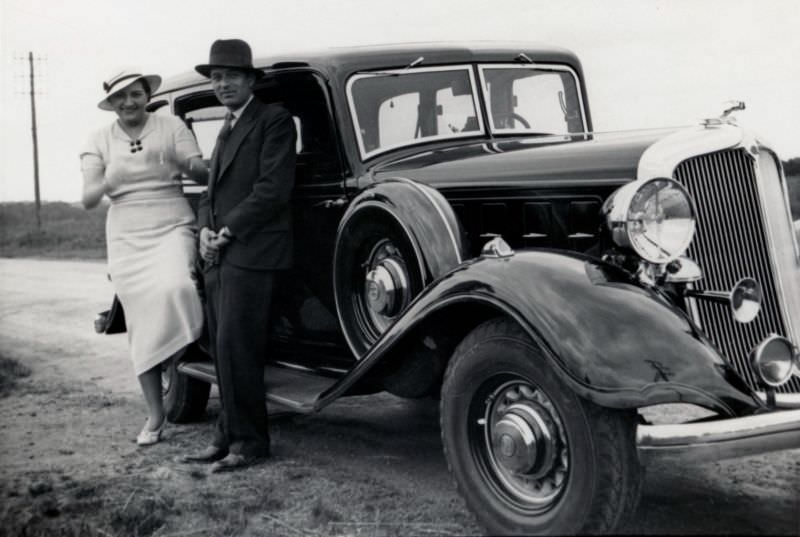 Fabulous Photos of People with their Chrysler Automobiles from the Past