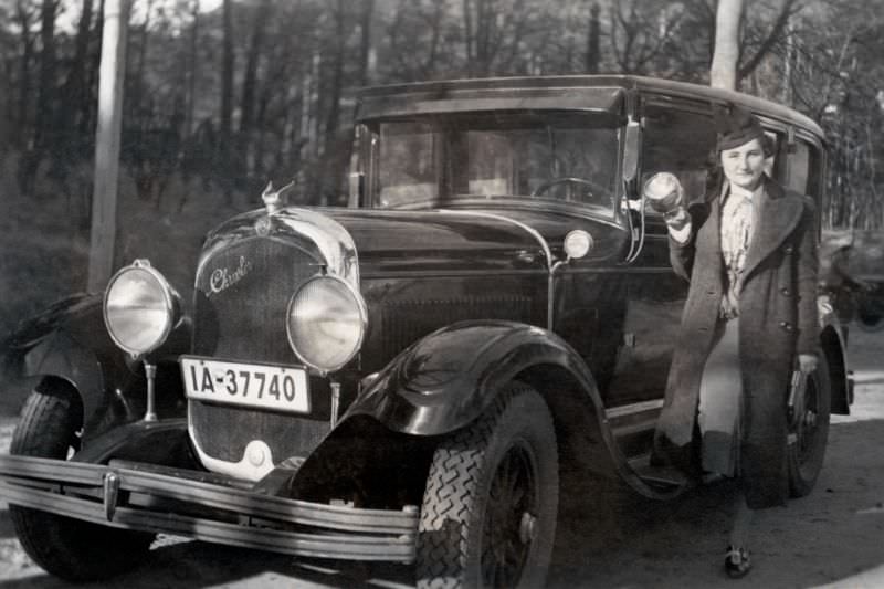 Fabulous Photos of People with their Chrysler Automobiles from the Past