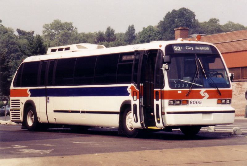 A 1980 SEPTA General Motors RTS II bus, West Philadelphia, 1985