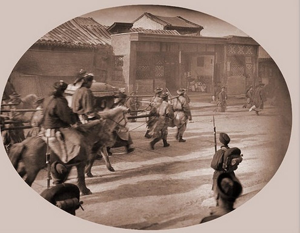 Qing Court Return, The Emperess Dowerger, 1902