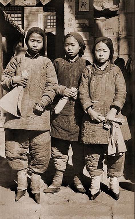 Foot Bound Girls, Liao Chow, Shansi, China, 1930