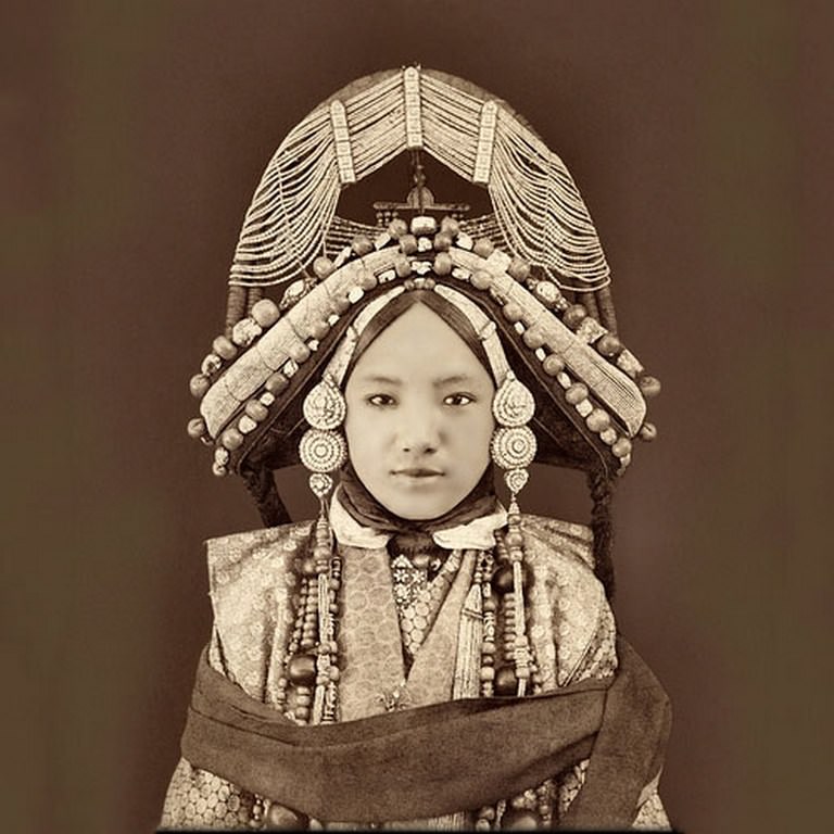 Tibetan Lhacham, Tibet, 1879