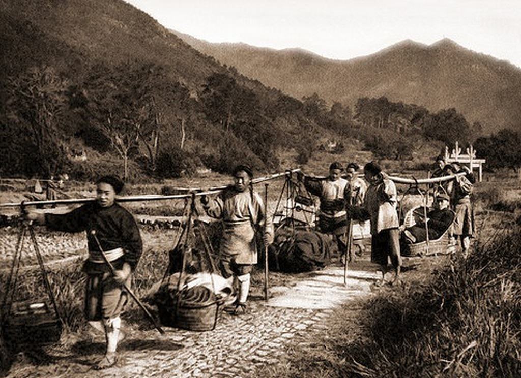 On The Journey to the Monastery of teh Boys of Heaven near Ningpo, Ningpo-Tíen Túng Sze, Chekiang Province, 1906