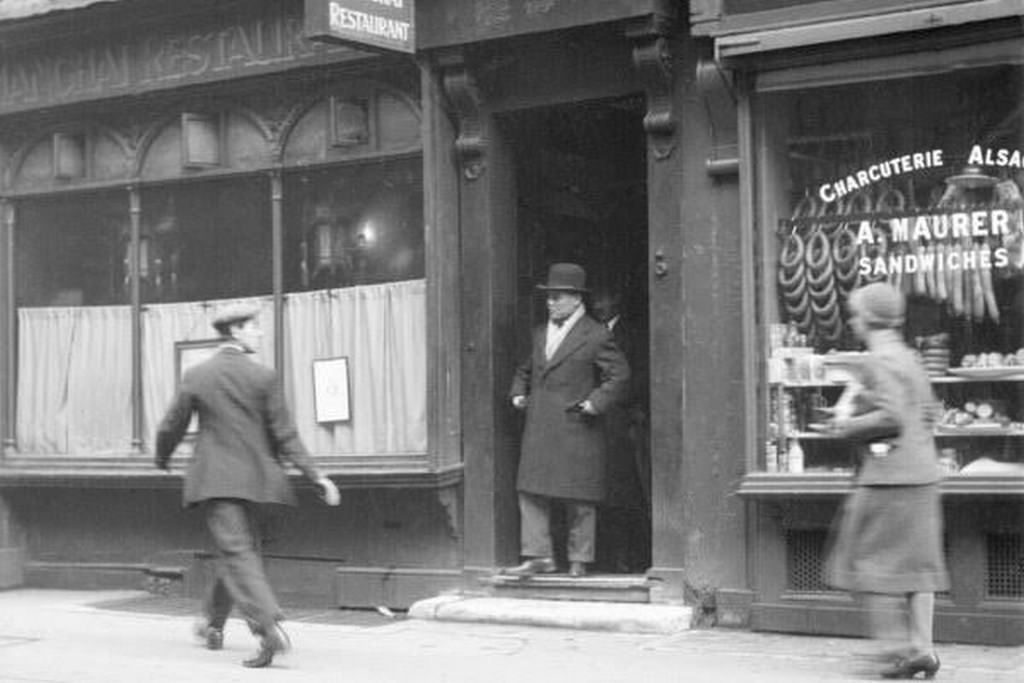 Shanghai Hotel in the 1930s.