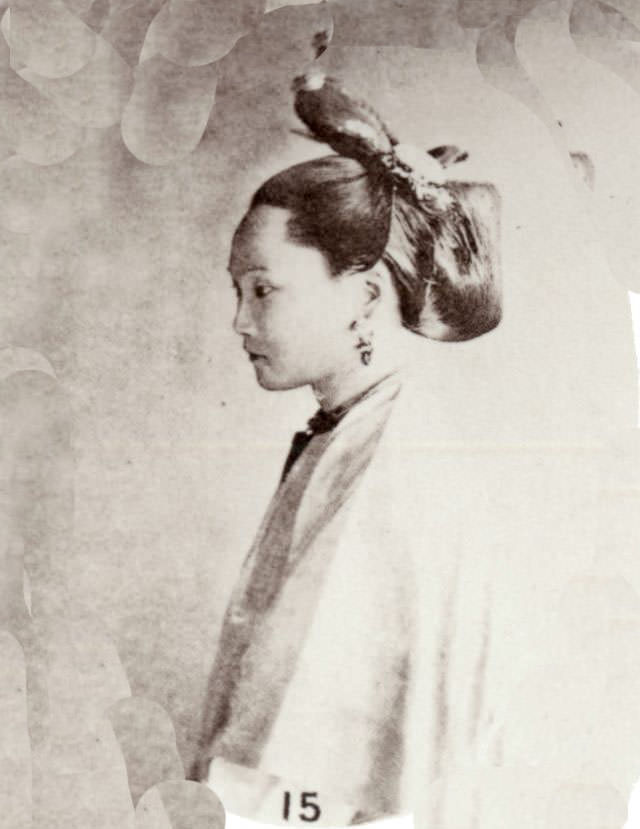 A lady of Swatow, 1868