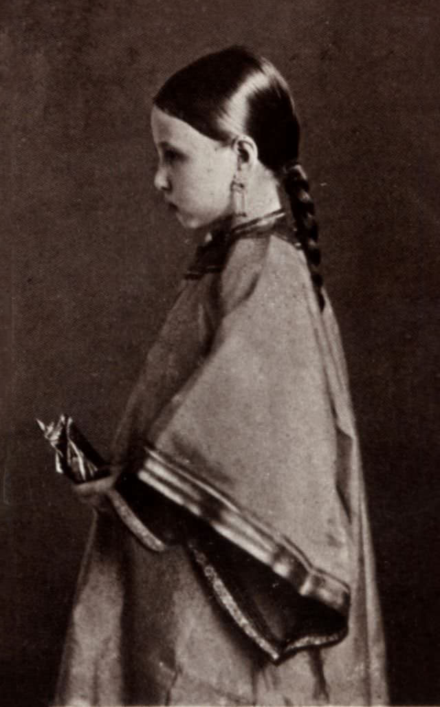 Chinese girl, 1868