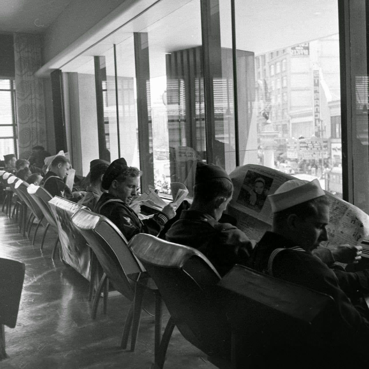 Fascinating Historical Photos of Life in San Francisco in 1943