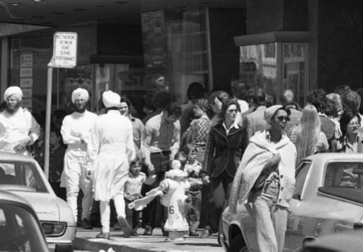 People Lining up for Star Wars at the Coronet Theatre in San Francisco, 1977