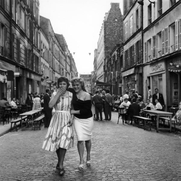 The Street Life of Paris Through the Spectacular Photography of Robert Doisneau, 1930s-1950s