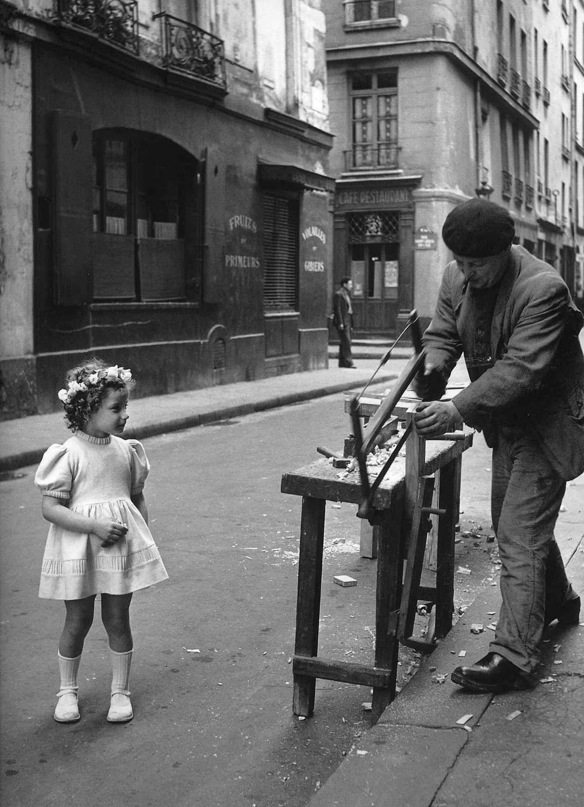 The Street Life of Paris Through the Spectacular Photography of Robert Doisneau, 1930s-1950s