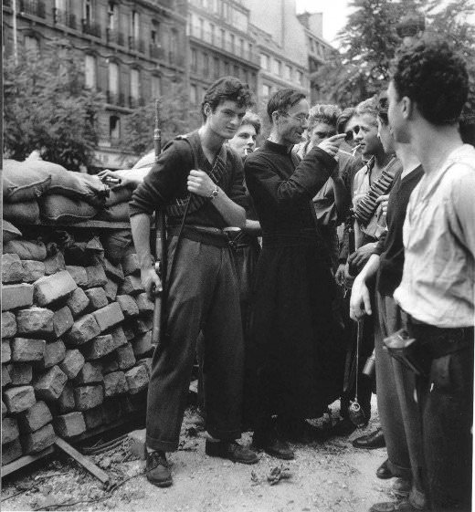 The Street Life of Paris Through the Spectacular Photography of Robert Doisneau, 1930s-1950s