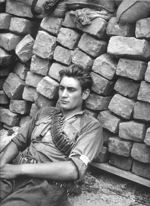 The Street Life of Paris Through the Spectacular Photography of Robert Doisneau, 1930s-1950s