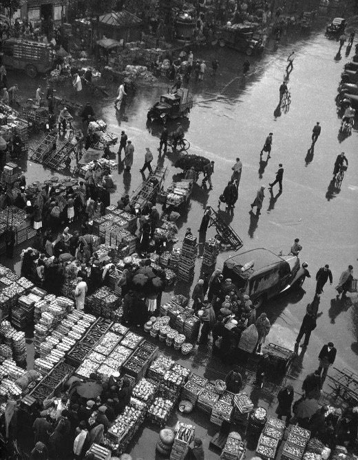 The Street Life of Paris Through the Spectacular Photography of Robert Doisneau, 1930s-1950s