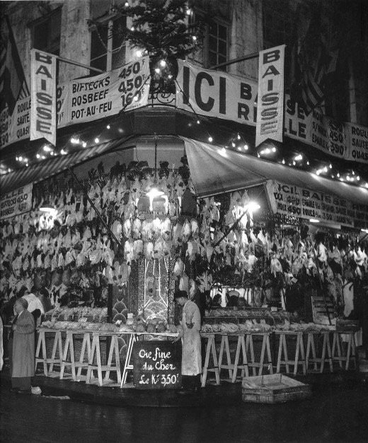 The Street Life of Paris Through the Spectacular Photography of Robert Doisneau, 1930s-1950s