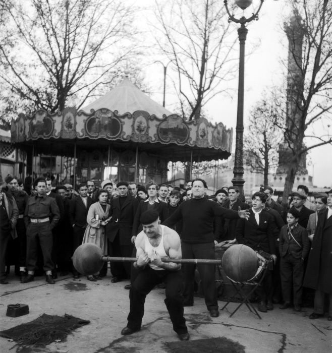 The Street Life of Paris Through the Spectacular Photography of Robert Doisneau, 1930s-1950s