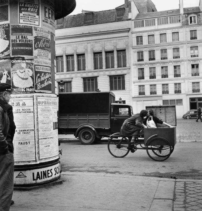 The Street Life of Paris Through the Spectacular Photography of Robert Doisneau, 1930s-1950s