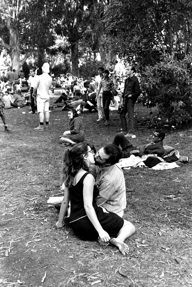 Street Life of San Francisco in 1968 Through the Lens of William Gedney