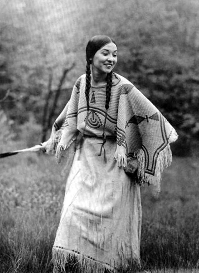 Life Story and Beautiful Photos of Te Ata Thompson Fisher, Indigenous American Actress