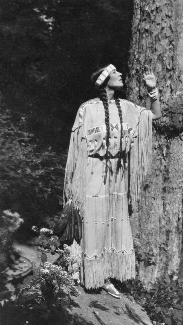 Life Story and Beautiful Photos of Te Ata Thompson Fisher, Indigenous American Actress