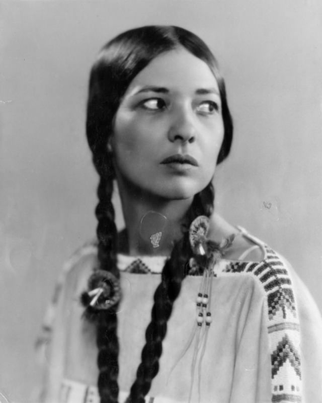 Life Story and Beautiful Photos of Te Ata Thompson Fisher, Indigenous American Actress