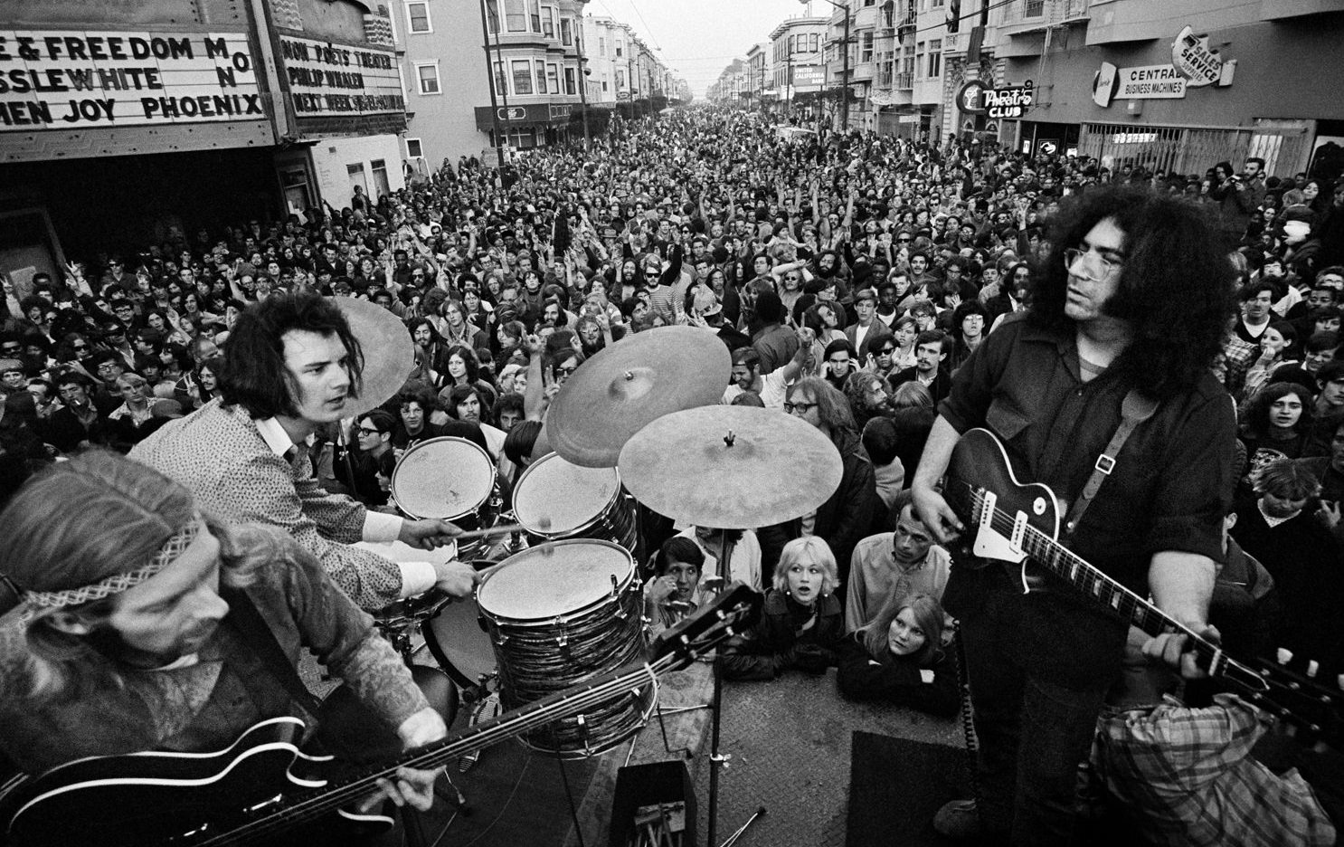 The Grateful Dead's last free concert on Haight Street, 1968.