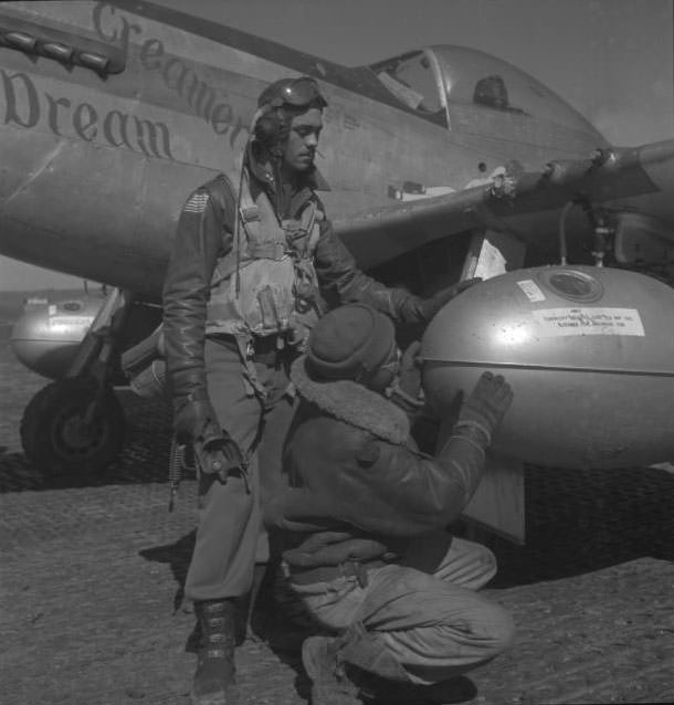 Tuskegee airman Edward C. Gleed, Lawrence, KS, Class 42-K