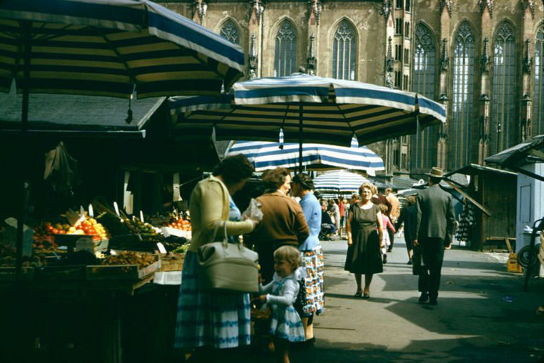 Market by the Marienkapelle, Würzburg, 1960s