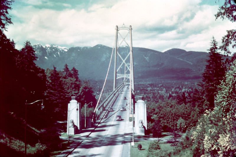 Vancouver. Lion's Gate Bridge, 1947