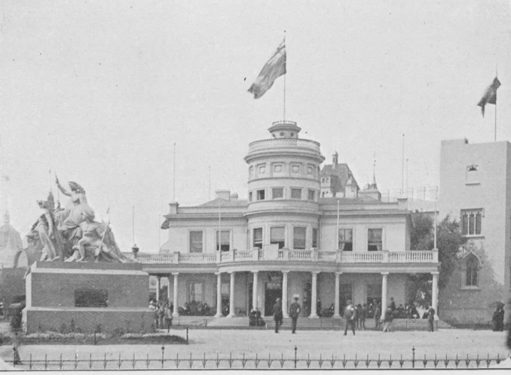 Canada's Building and the British Monument at the World's Columbian Exposition in Chicago, 1893.