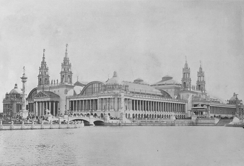 Machinery Hall, showing the grand entrances at the north and east sides of the building at the World's Columbian Exposition in Chicago, 1893.