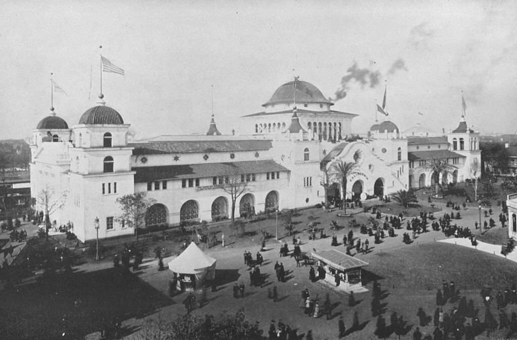 The California State Building at the World's Columbian Exposition in Chicago, Illinois, 1893.