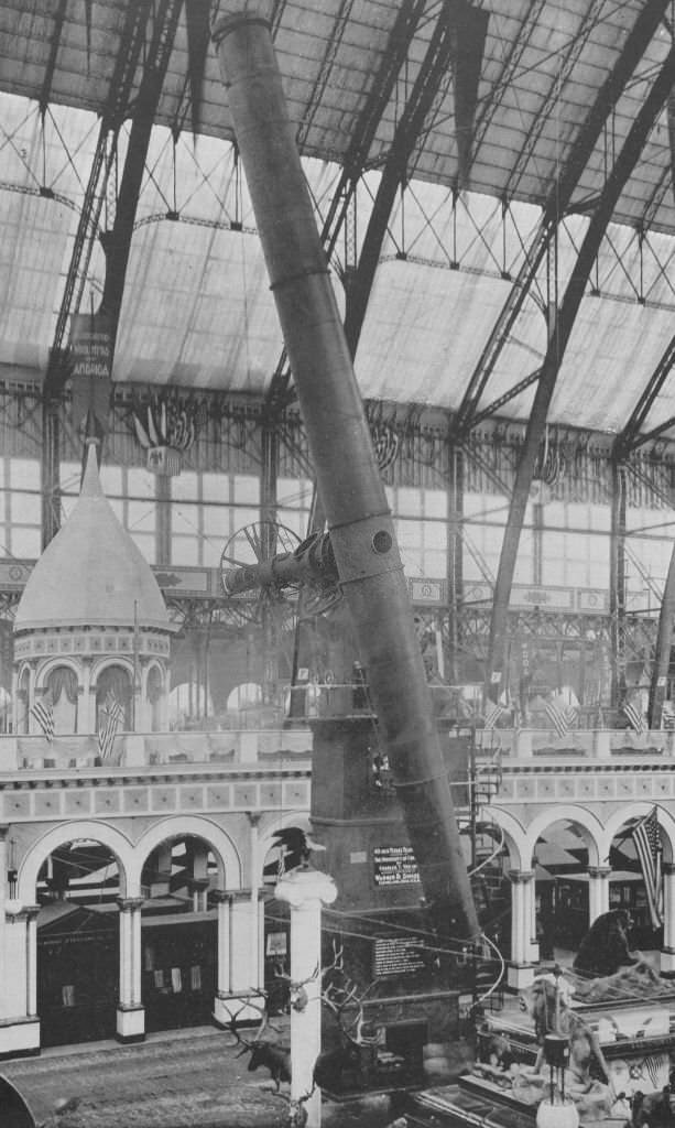 The telescope presented to Chicago University by Charles T Yerkes, at the World's Columbian Exposition in Chicago, 1893.