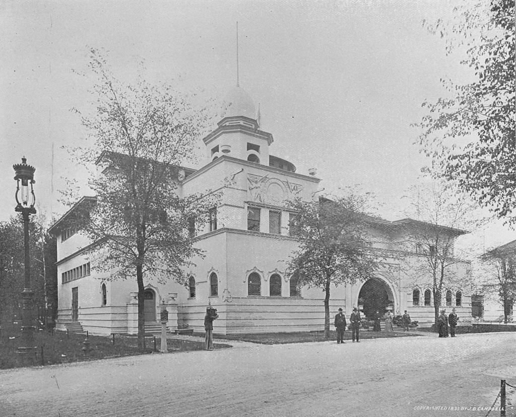 The Kansas State Building at the World's Columbian Exposition in Chicago, Illinois, 1893.